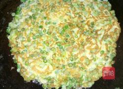 蒜苔鸡蛋饼的做法图解9