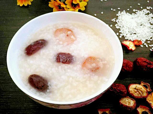 大米山楂红枣粥