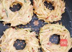 土豆丝卧蛋的做法图解2