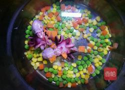 少油❤粒粒分开黄金八爪鱼蛋炒饭的做法图解1