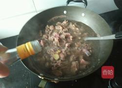 炖牛腩的做法图解3