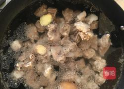 排骨卡肠焖米饭的做法图解1