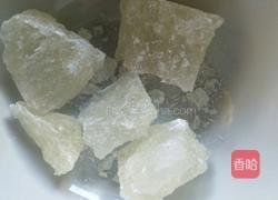 水晶绵绵银耳汤的做法图解2