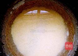 红枣枸杞小米粥的做法图解5