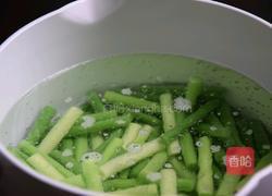 蒜薹炒肉的做法图解4