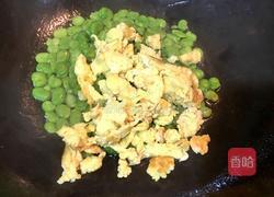 蚕豆炒鸡蛋的做法图解8