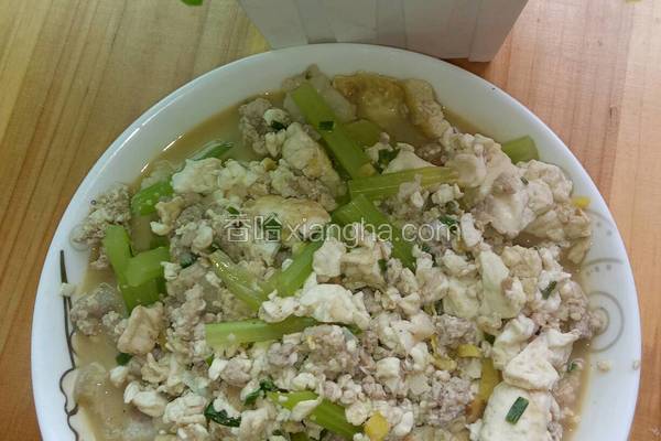 香芹肉末豆腐