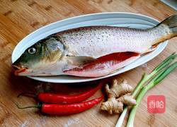 清蒸鲤鱼的做法图解1