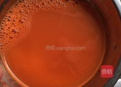 胡萝卜汁餐包的做法图解1