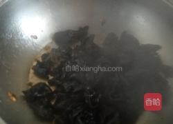 家常豆皮木耳烧的做法图解7