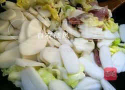 辣白菜炒年糕的做法图解3