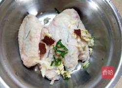 蒜香鸡翅的做法图解2