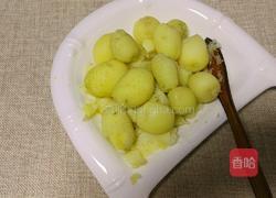 土豆鸡蛋披萨饼的做法图解3