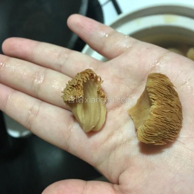 手撕或者刀切，方法可任性，哈哈