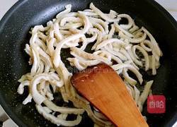 双椒炒牛肚丝的做法图解3