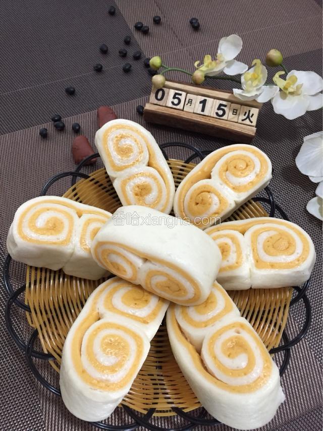 非常简单又漂亮的如意馒头做好啦 