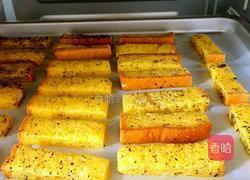 金黄脆香吐司条的做法图解6
