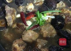 香菇焖排骨的做法图解5