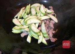 丝瓜肉片汤的做法图解4