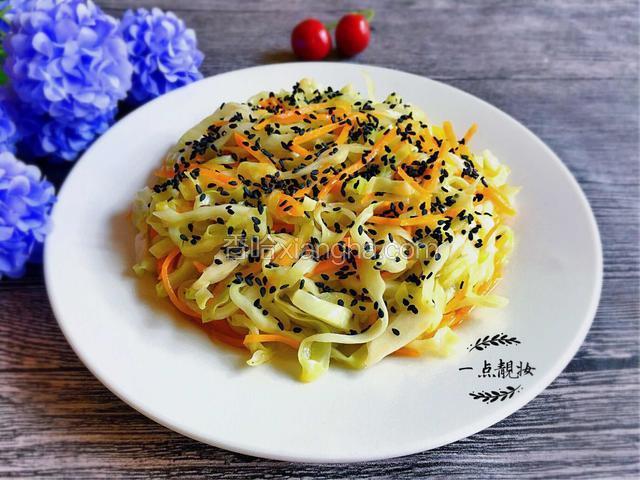 黑芝麻包菜丝