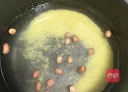 小米黑芝麻粥的做法图解1