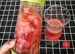 清凉一夏西瓜汁的做法图解3