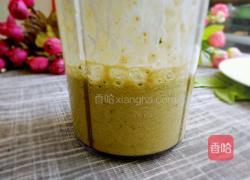 甜瓜汁的做法图解4