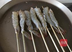 大虾鱼丸披萨的做法图解2