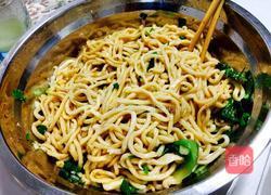 油泼面的做法图解12