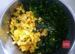 韭菜鸡蛋水煎包的做法图解3