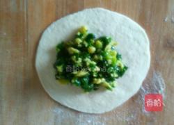 韭菜鸡蛋水煎包的做法图解9