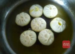 韭菜鸡蛋水煎包的做法图解13