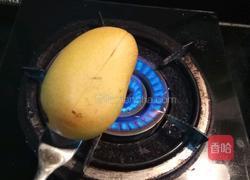 老屋私房菜 巧剥芒果的做法图解3