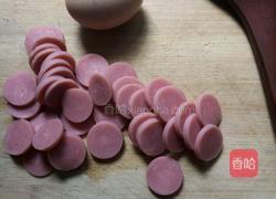 火腿炒鸡蛋的做法图解1