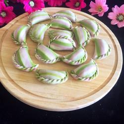 条纹花边饺子的做法[图]