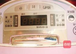 薏米红豆粥的做法图解2