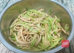 黄瓜拌豆片的做法图解5
