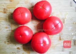 糖渍西红柿的做法图解1