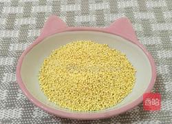 香菇芹菜虾仁小米粥的做法图解1