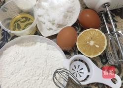 戚风蛋糕的做法图解3
