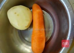 红烧土豆胡罗卜的做法图解2