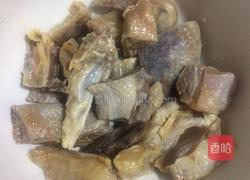 老鸡粉丝汤的做法图解1