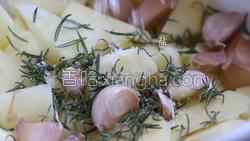 迷迭香烤土豆的做法图解9