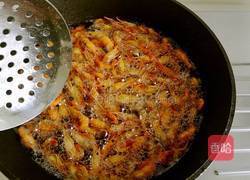 油爆小河虾的做法图解7