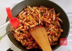 油爆小河虾的做法图解11