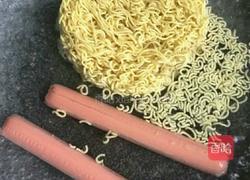 爱心方便面的做法图解1