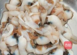 海蛏炒蛋的做法图解2