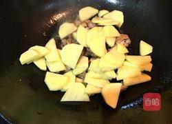 土豆片炒肉的做法图解5
