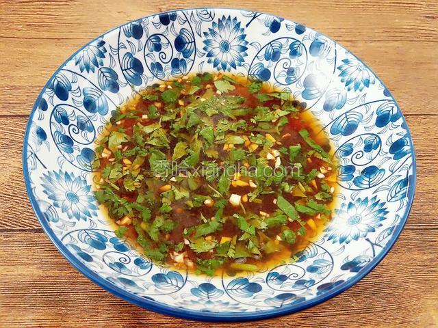 加入几勺面汤水
