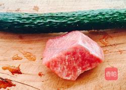 黄瓜肉丝汤的做法图解1